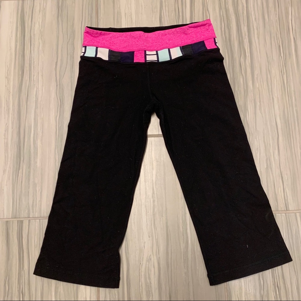 Lululemon reversible crop
